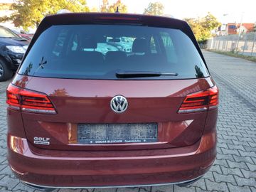 Volkswagen Golf - 6
