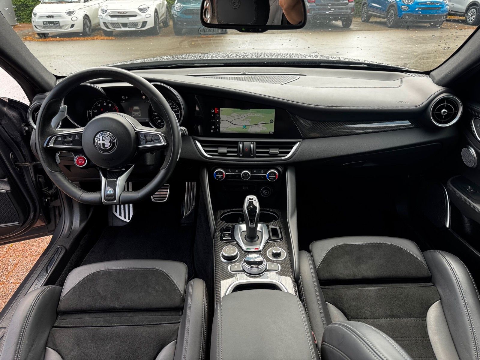 Fahrzeugabbildung Alfa Romeo Giulia Quadrifoglio 510PS 1.HAND NAVI KAMERA