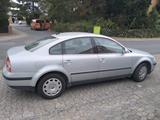 Volkswagen Passat 2.0 3BG TÜV neu 08/27 + AHK - Volkswagen Passat: Limousine, 3bg