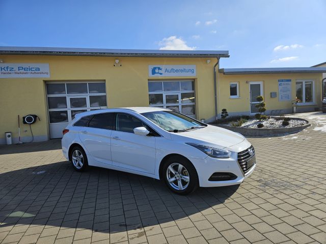 Hyundai i40 cw blue Trend*Sitzheizung*PDC*HU/AU neu*