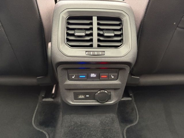 Tiguan Allspace R-Line 4M 2.0 TDI Bluetooth Navi