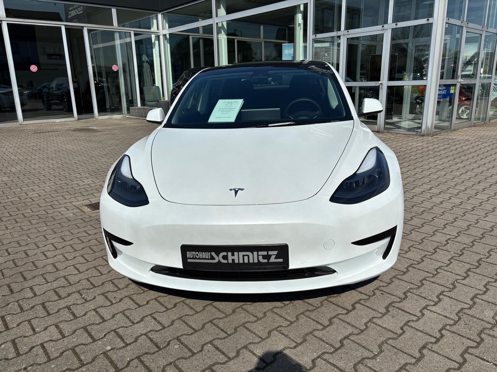Tesla Model 3 Basis RWD
