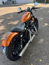 Harley-Davidson Sportster Iron 883 - HARLEY-DAVIDSON SPORTSTER IRON