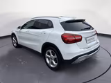 Mercedes-Benz GLA 200 Urban LED High/NAVI/PDC/PANO/KEYLESS+++ - Mercedes-Benz GLA 200 Gebrauchtwagen in Mülheim (Ruhr)