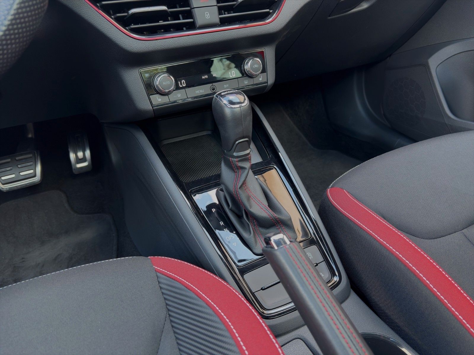 Fahrzeugabbildung SKODA Scala Monte Carlo*ViCo*Pano*Kamera*PDC*Navi**