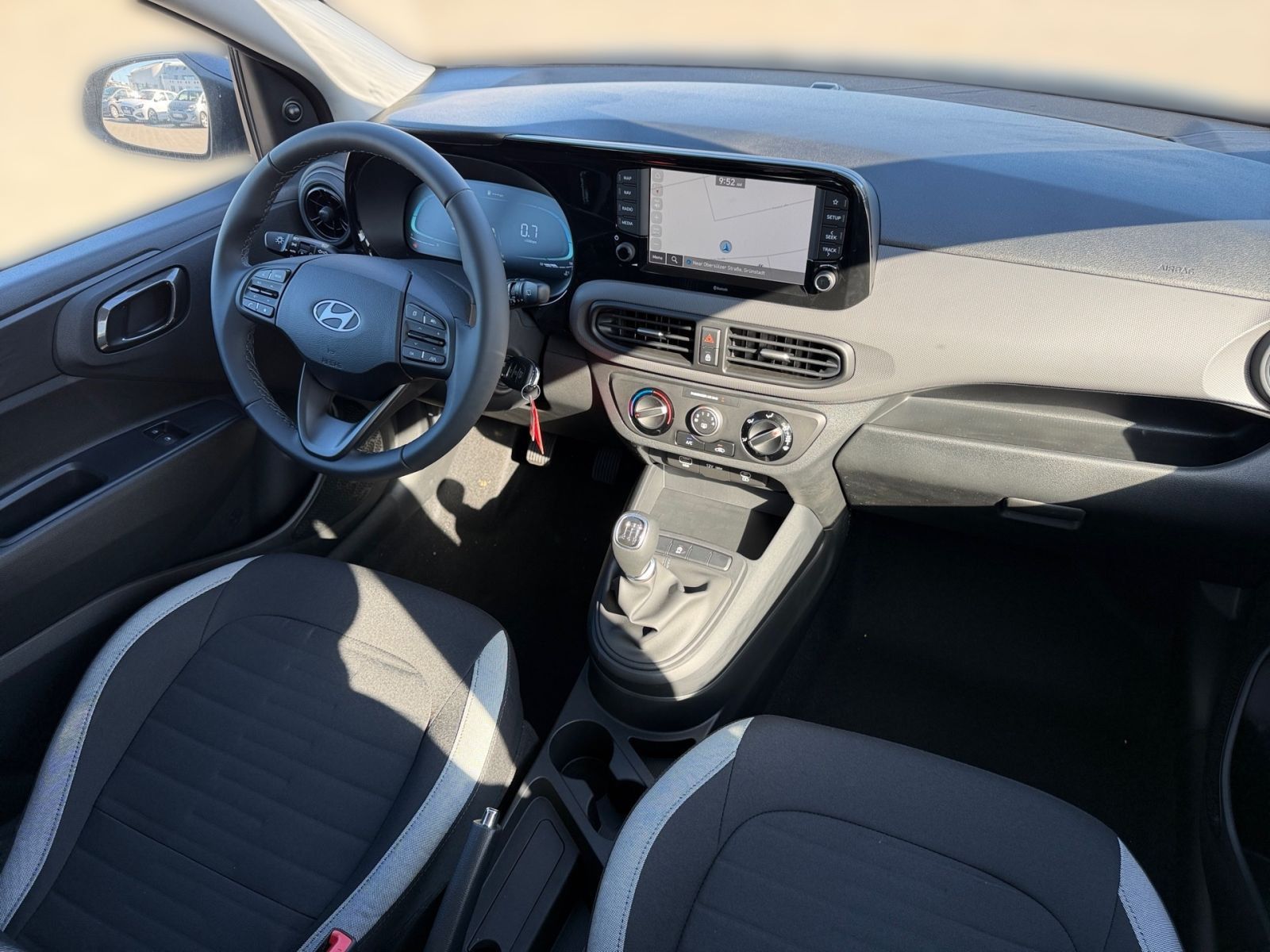 Fahrzeugabbildung Hyundai i10 1.0 Select Navi Kamera