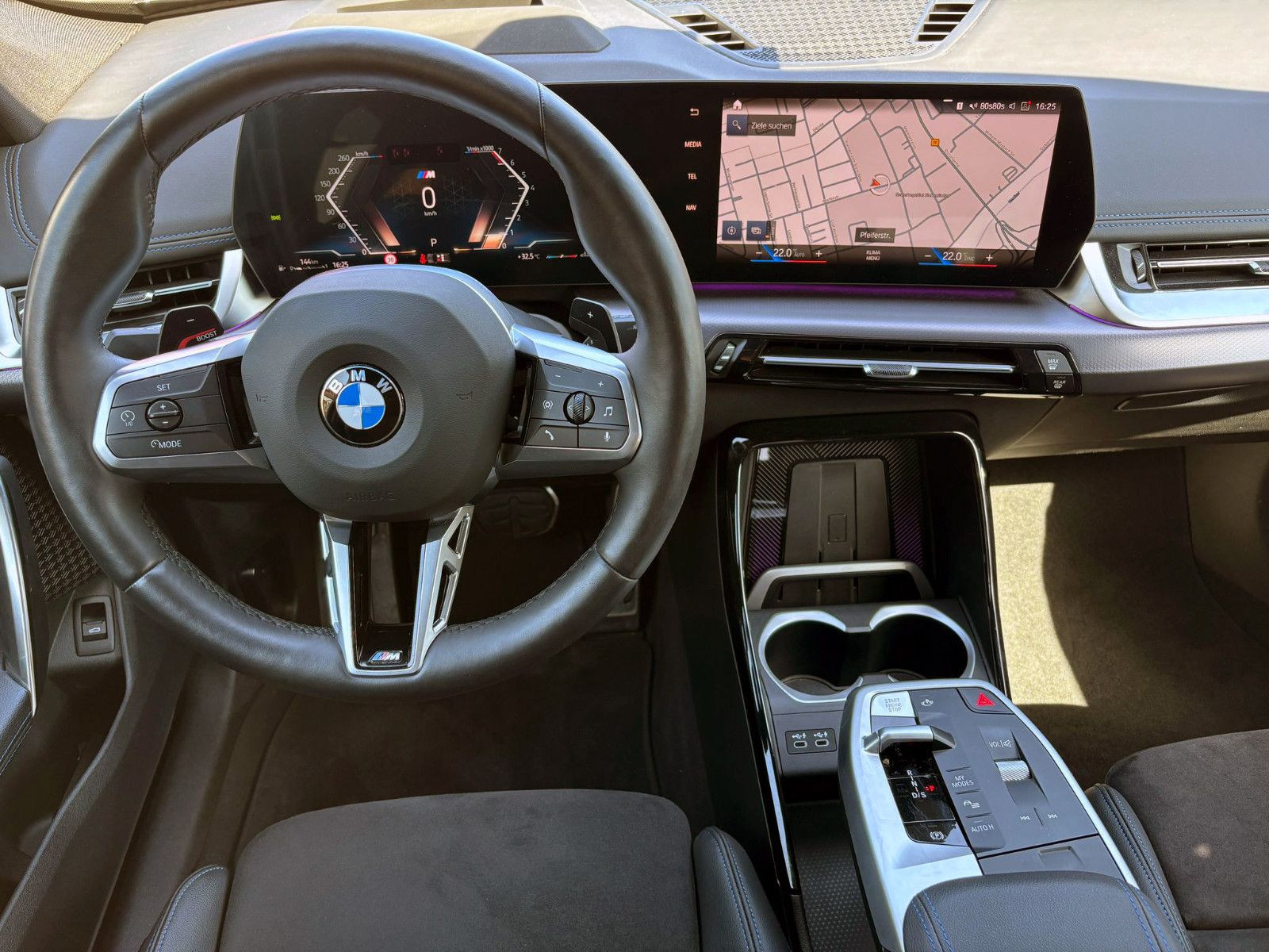 Fahrzeugabbildung BMW X1 xDrive23i M-Sport 360° LED H&K ACC HUD LED BT
