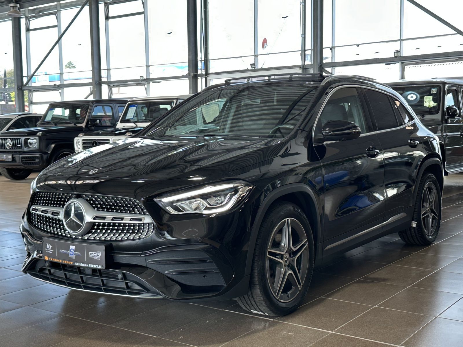 Mercedes-Benz GLA 220 d 4Matic AMG-Line 360Cam Ambiente Pano imagem 3