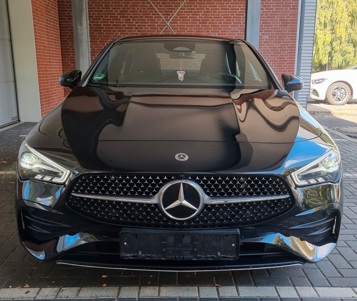 Mercedes-Benz CLA 180-AMG.LINE-KAMERA-ALCANTARA-SPUTHALTE foto 2