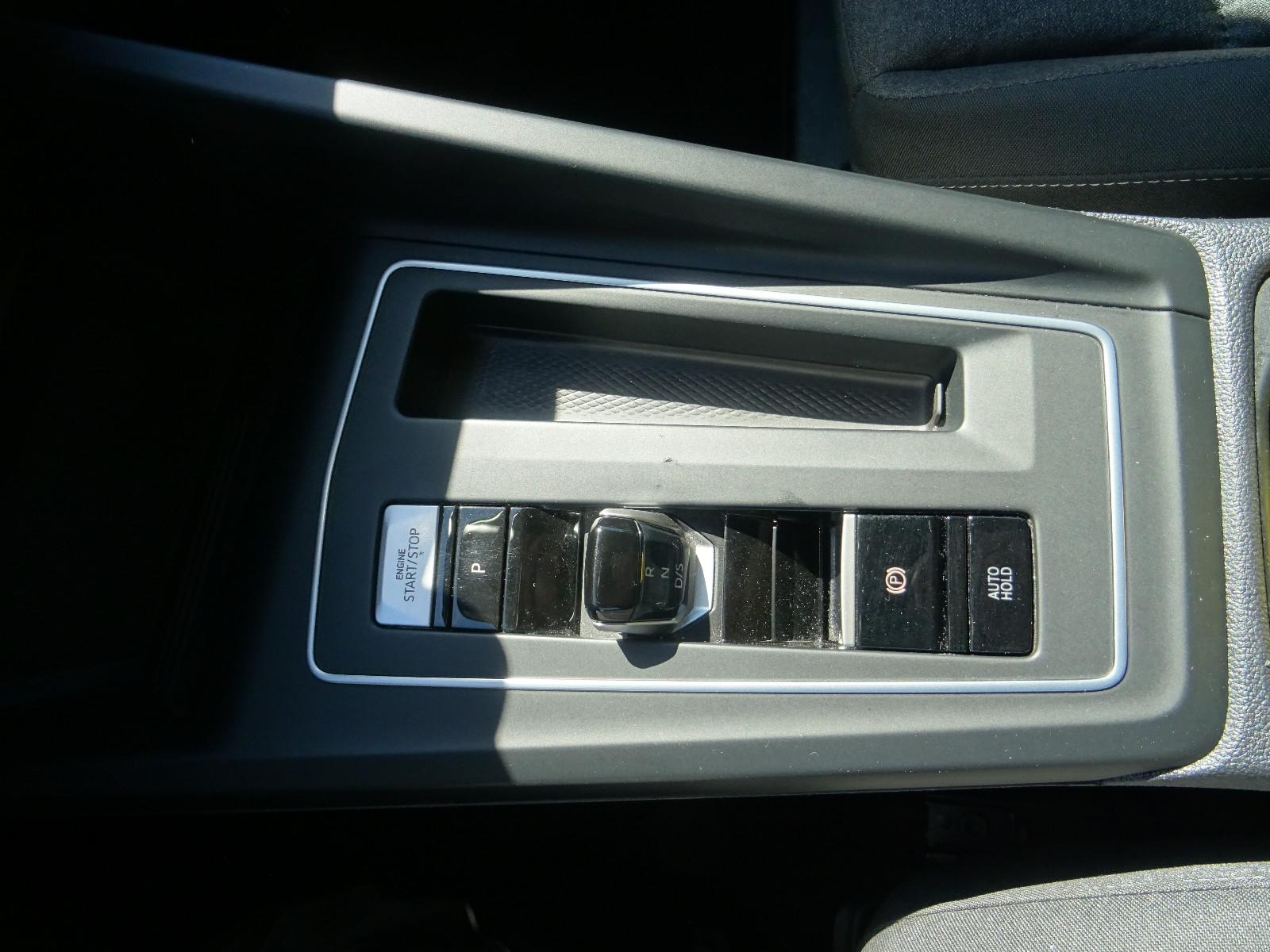 Volkswagen Golf VIII Lim. Life 1.5 eTSI LED Navi PDC Temp., миниатюра 17