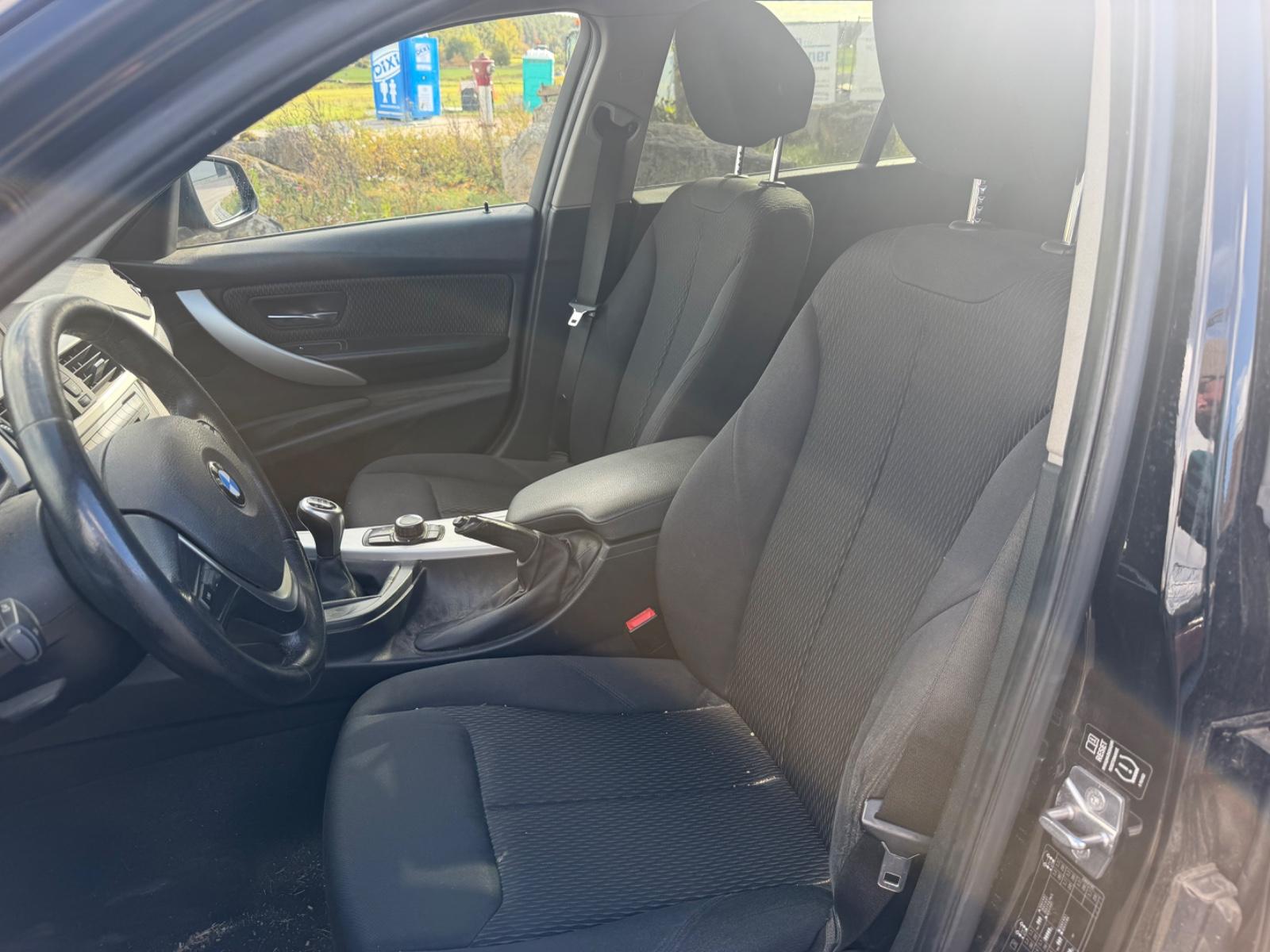 BMW 316 2014 — photo 11
