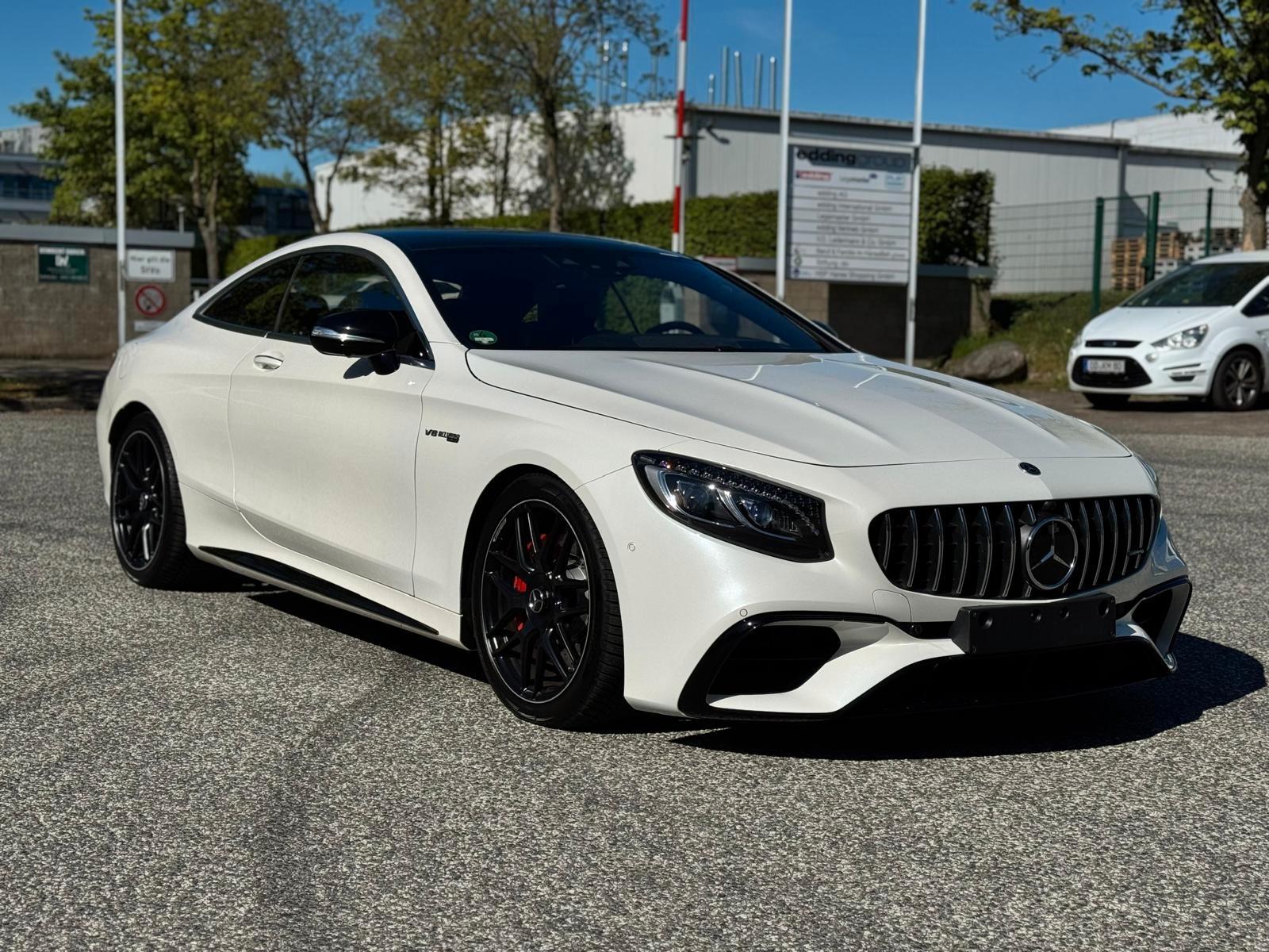 Mercedes-Benz S 63 AMG Coupe 4Matic+*BURMESTER*PANO*SWAROVSKI