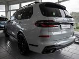 BMW X7 xDrive 40d M-Sport Pro FACEL. PANO AHK HUD - mit Diesel-Antrieb: Grau, Vollleder, Panorama-Dach