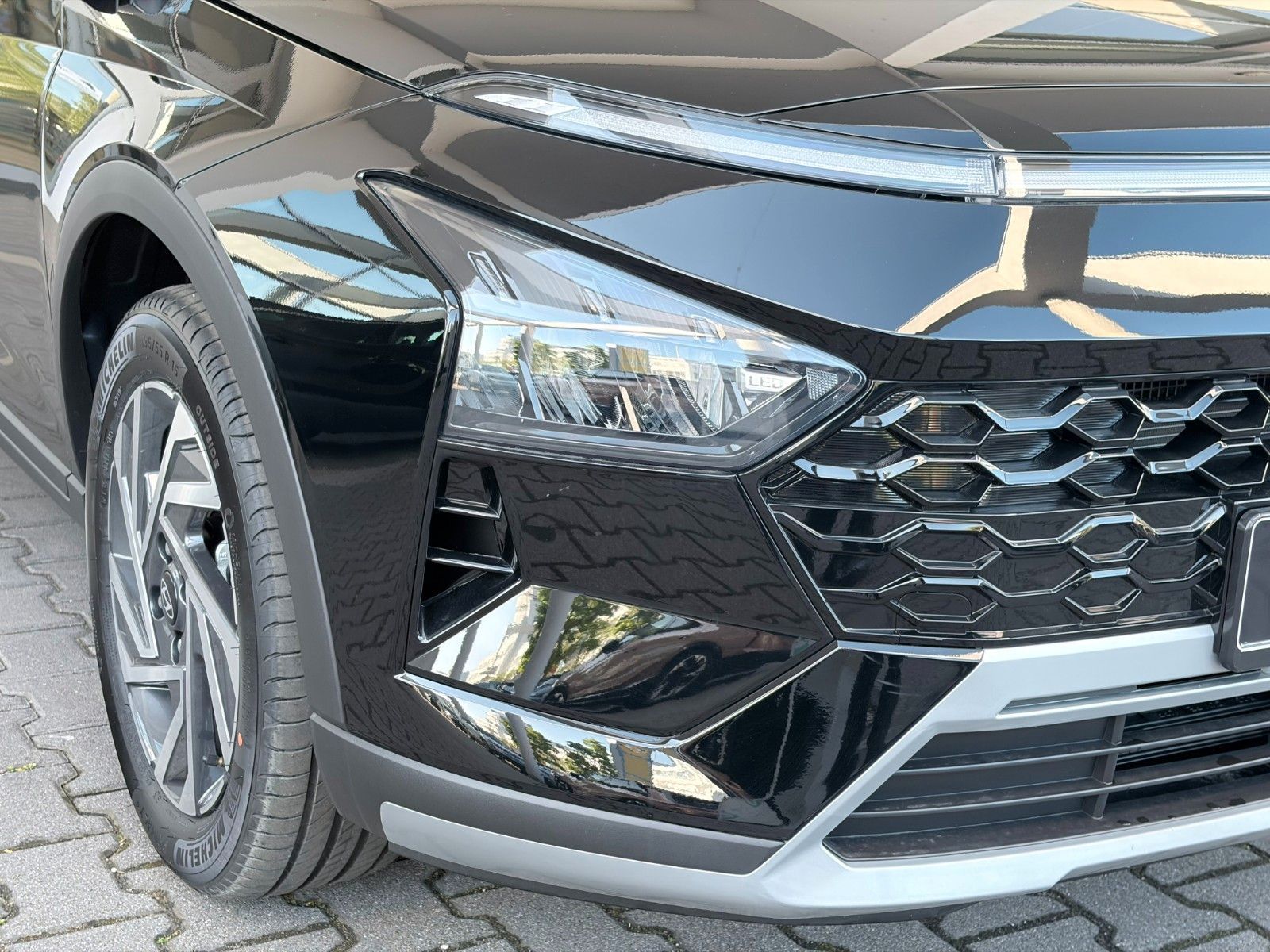 Fahrzeugabbildung Hyundai Bayon 1.0 T-GDI Trend LED,Navi,SHZ,Kam.,PDC,AUT