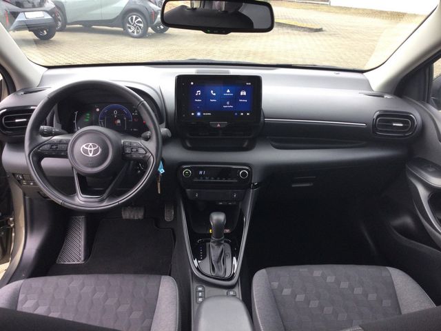 Yaris 1.5 Hybrid Teamplayer SHZ KAMERA ACC LED