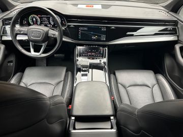 Audi Q7 - 12