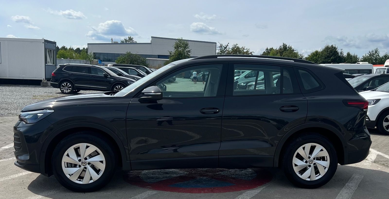 Volkswagen Tiguan 2.0 TDI 110 kW*LED*AHK*KAM*XENON imagem 2