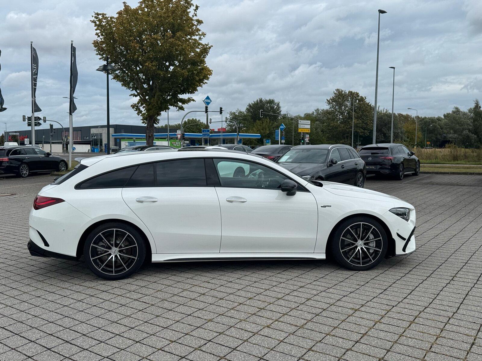 Mercedes-Benz CLA 35 4M SB AMG PanoD Distro 360Ka Sound Night