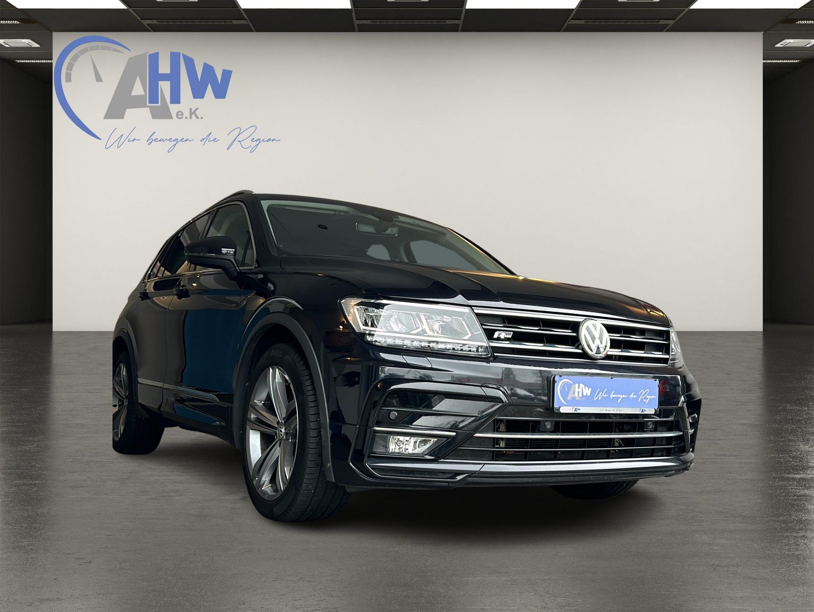 Fahrzeugabbildung Volkswagen Tiguan 2,0 TDI R-Line-Paket Exterieur Join