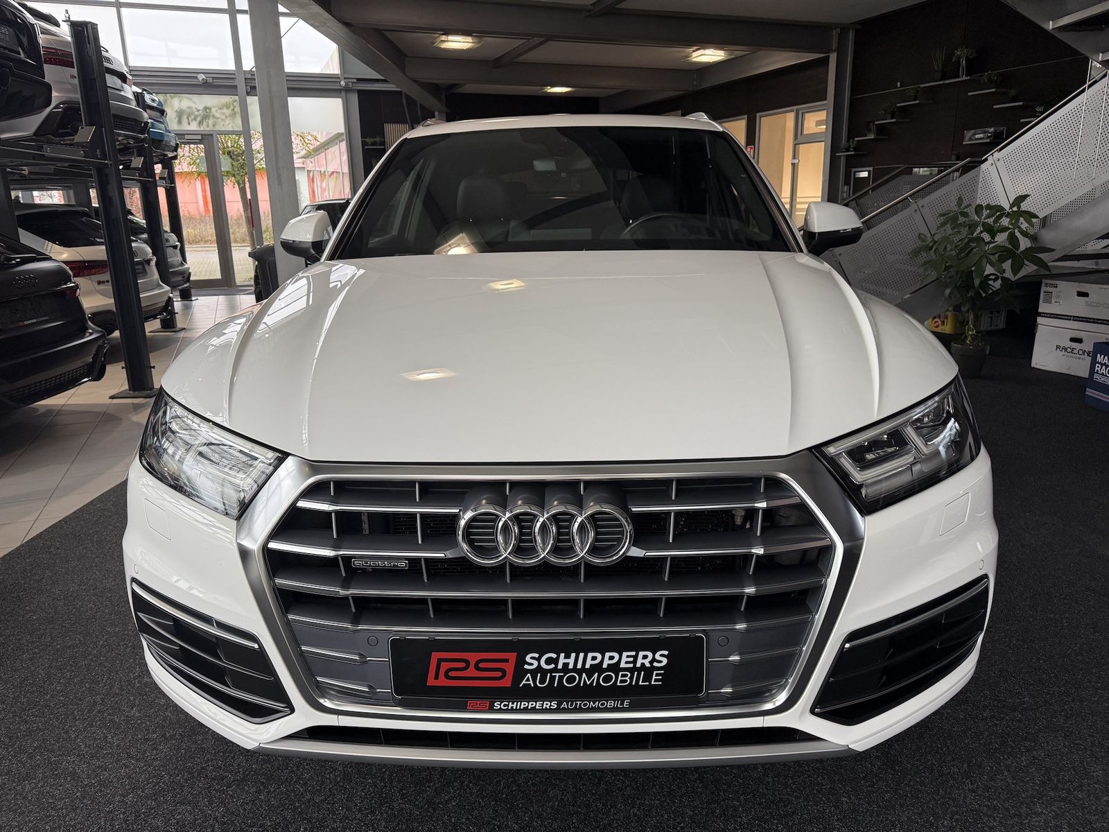 Fahrzeugabbildung Audi Q5 40 TDI qu. Sport S-LINE|NAVI|R-KAMERA|PANO