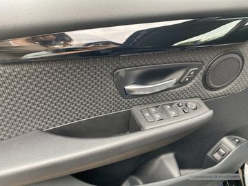 BMW 225 Active Tourer - 11