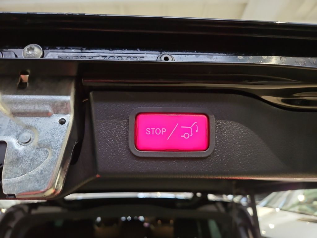 Fahrzeugabbildung Mercedes-Benz V 300 d STYLE Extralang 360 ACC AHK AUT Facelift