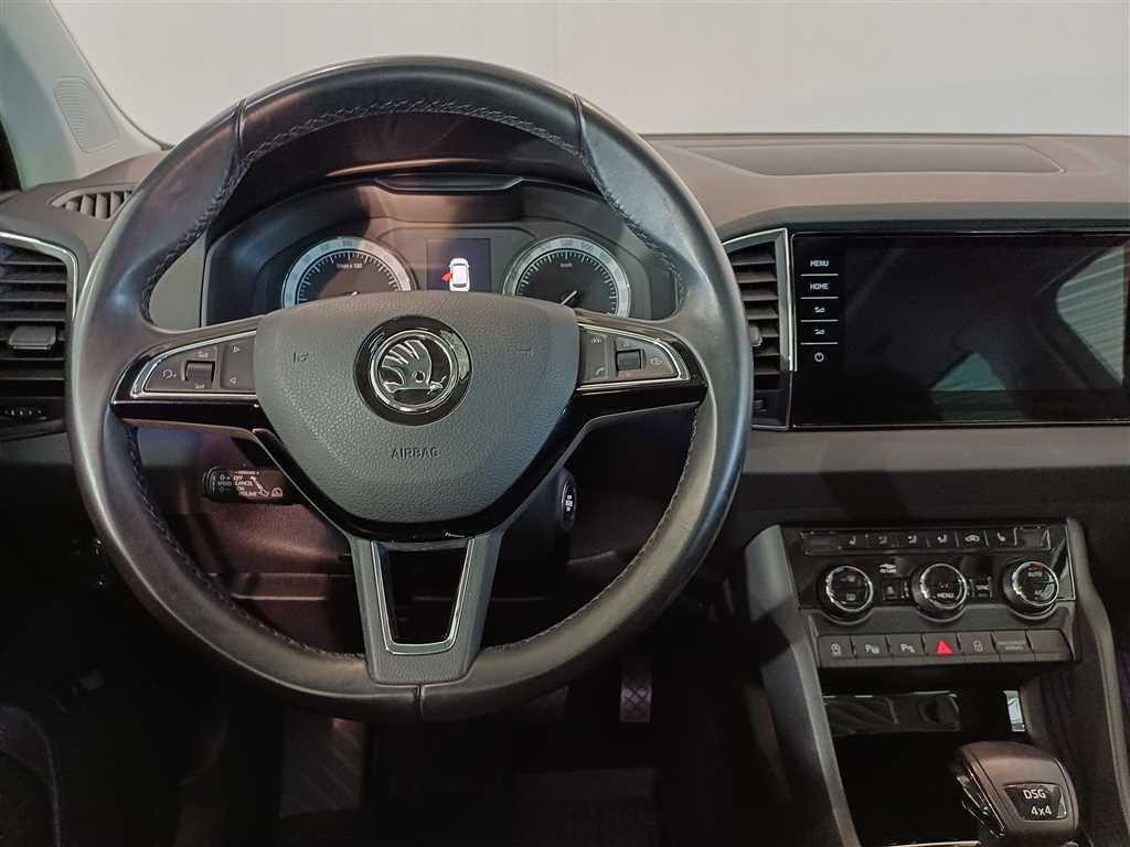 Skoda Karoq 2.0 TDI Style 4x4 PANO+LED+ACC