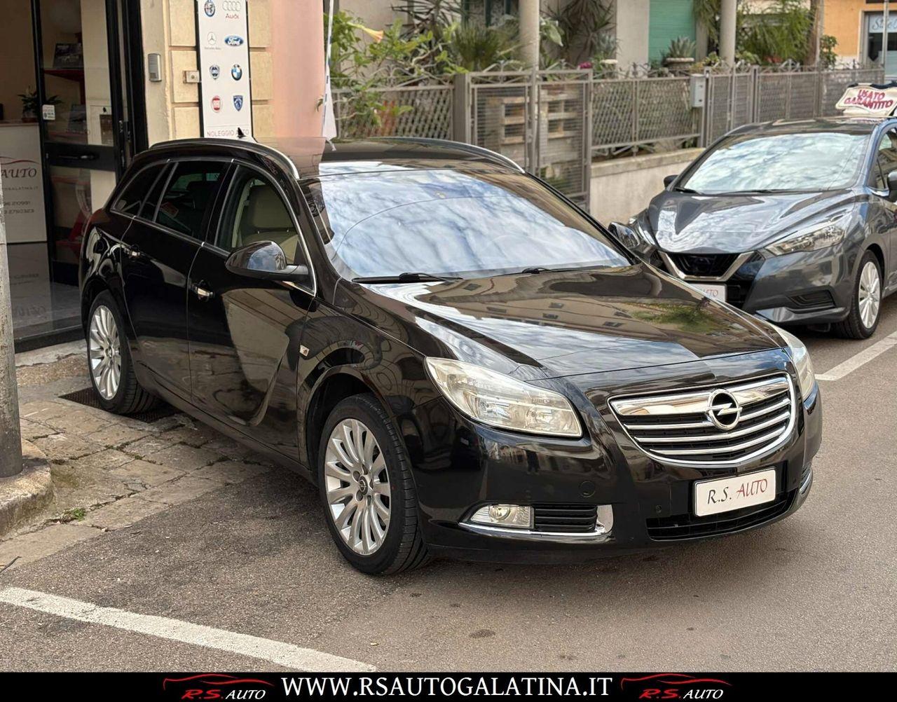 Opel Insignia 2011 — rear view