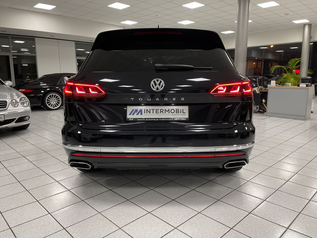 Volkswagen Touareg 3.0 TDI Elegance 4M*Matrix*Pano*Luftfed.