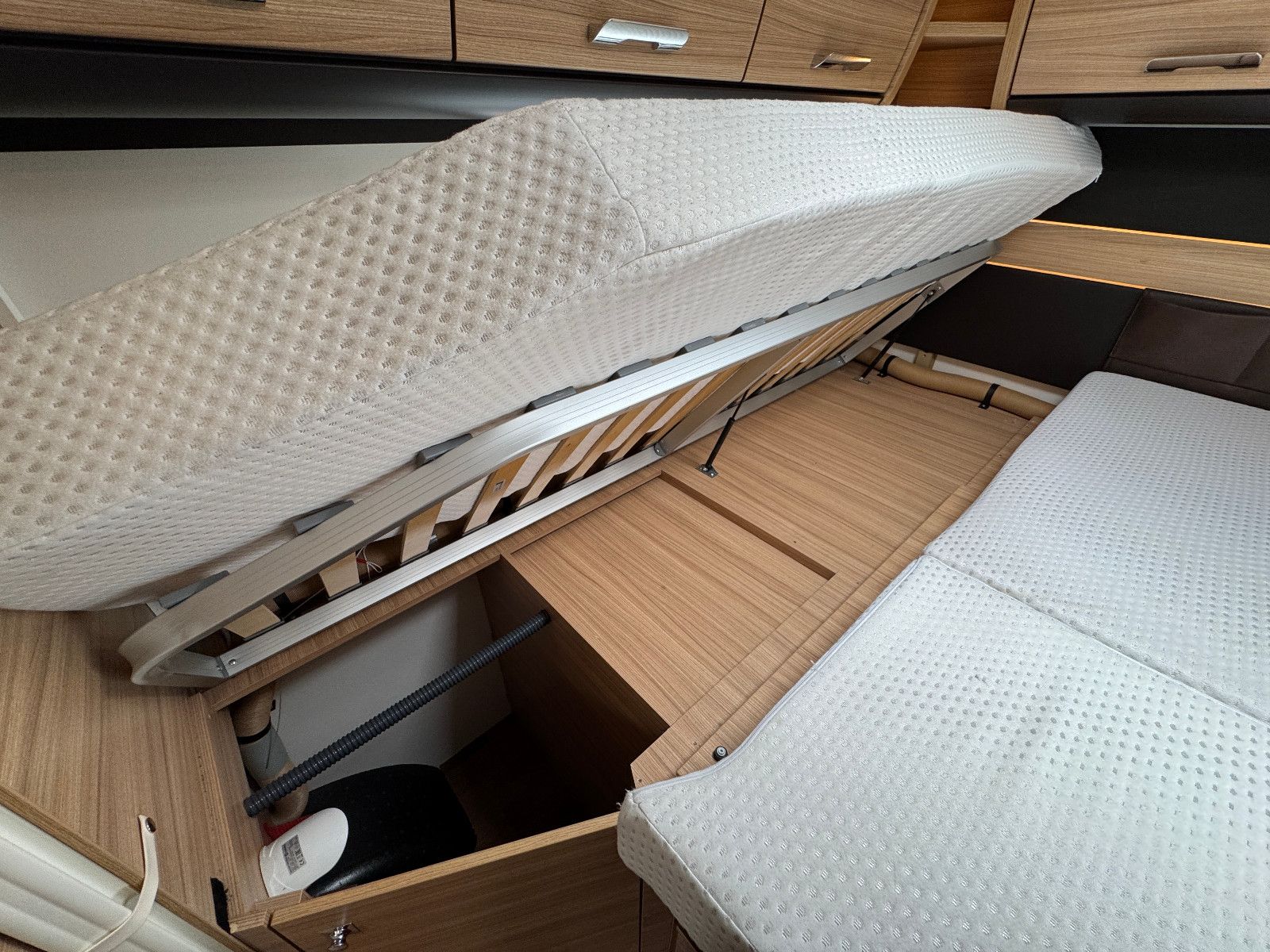 Fahrzeugabbildung Dethleffs ADVANTAGE EDITION T 7051 EB DACHKLIMA 2X LITHIUM