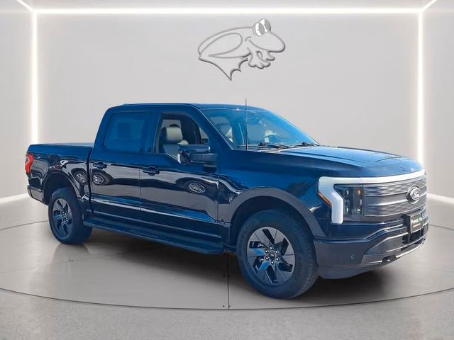 Ford F150 Lightning Lariat gr. Batterie in Hamburg+18