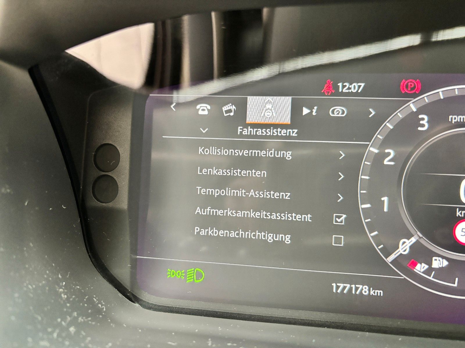 Fahrzeugbild 29