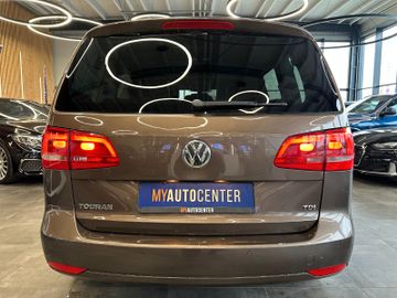 MYAUTOCENTER – Gebraucht- und Jahreswagen mit Werkstattservice in Pfaffenhofen Volkswagen Touran Comfortline *7-Sitzer*Freisprech*Klima*