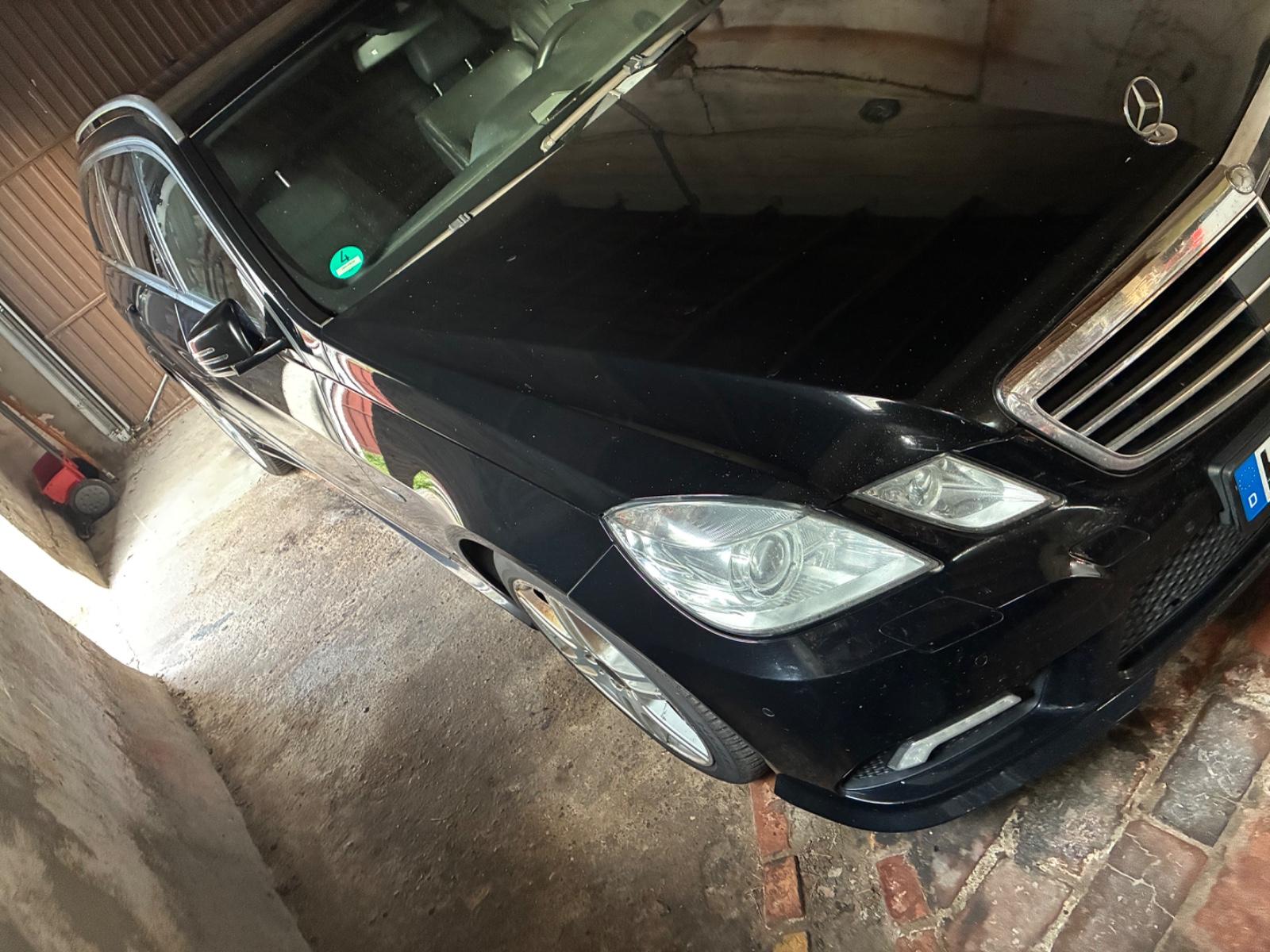 Mercedes-Benz E350 2011 — engine 2.987 cm³, 265 HP (195kW)