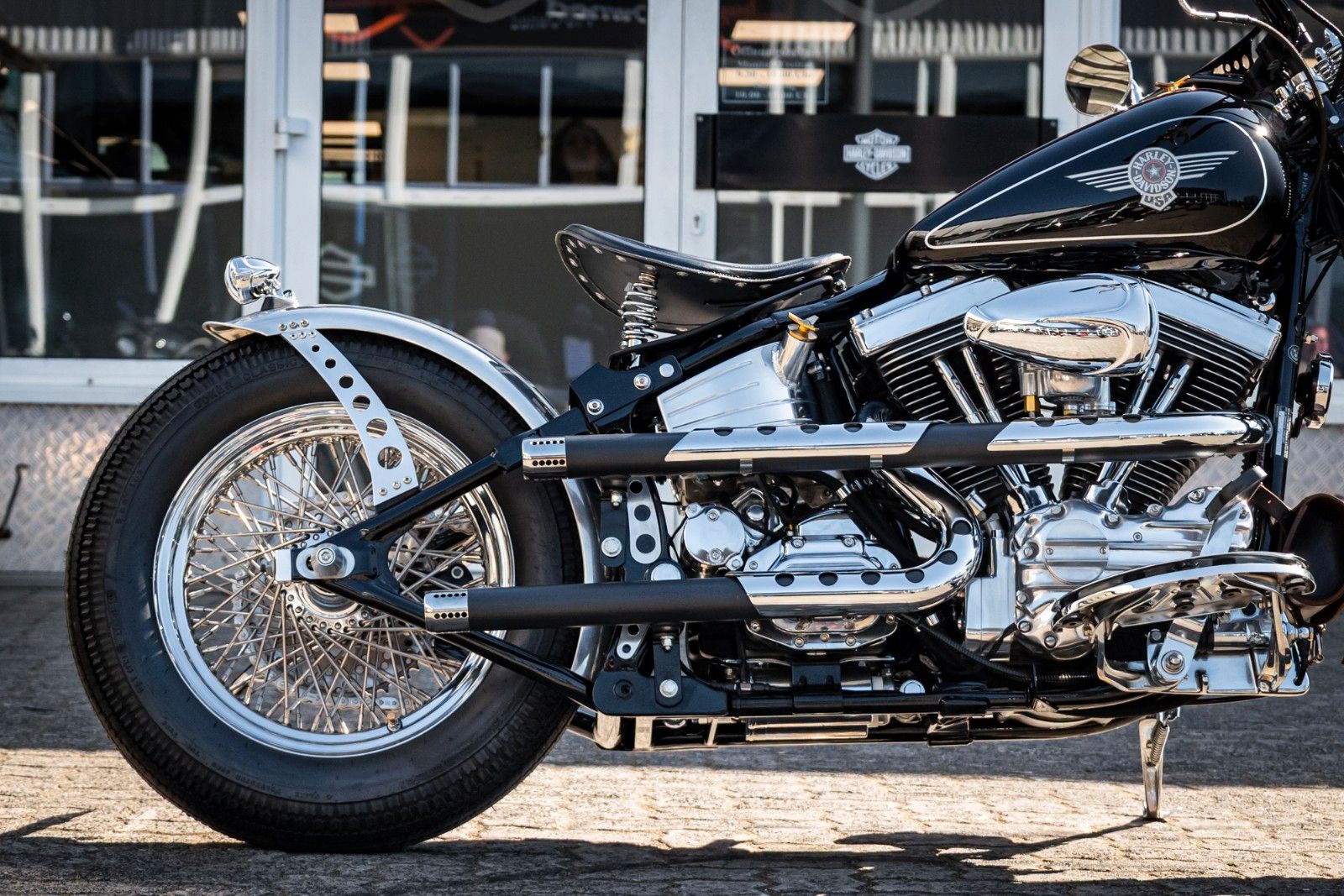 Fahrzeugabbildung Harley-Davidson Heritage Springer FLSTC 1989 Oldschool Custom