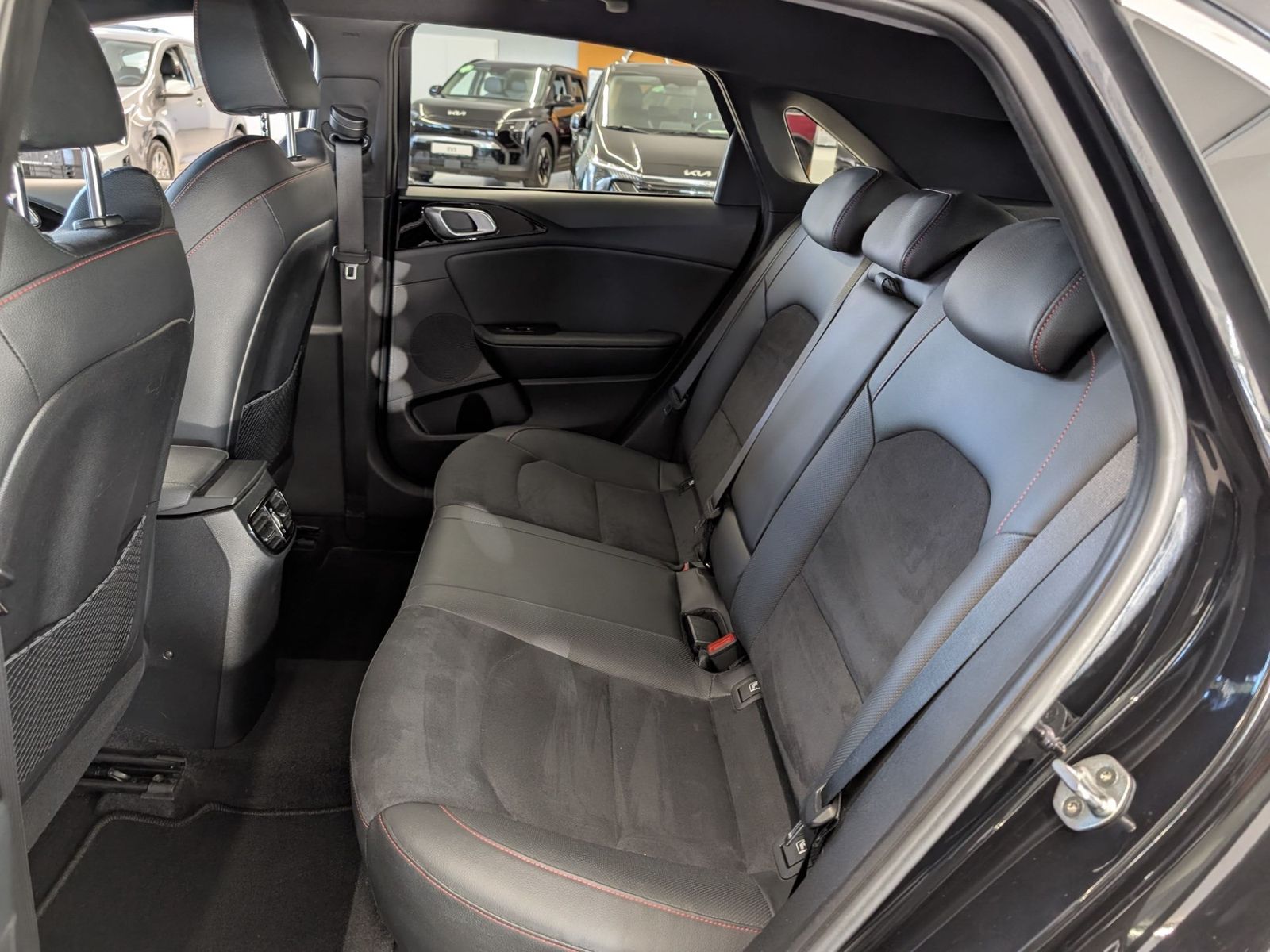 KIA cee'd Ceed 1.6 T-GDi GT DCT7 LED Navi ACC JBL – Bild 9