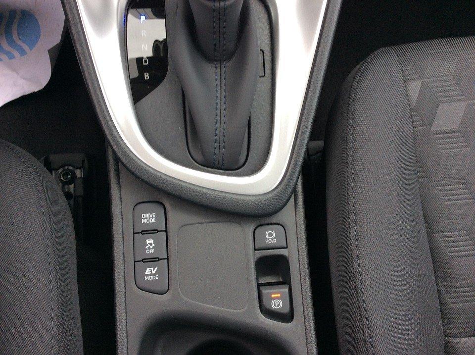 Mazda 2 Hybrid 1.5L VVT-i Centre-Line