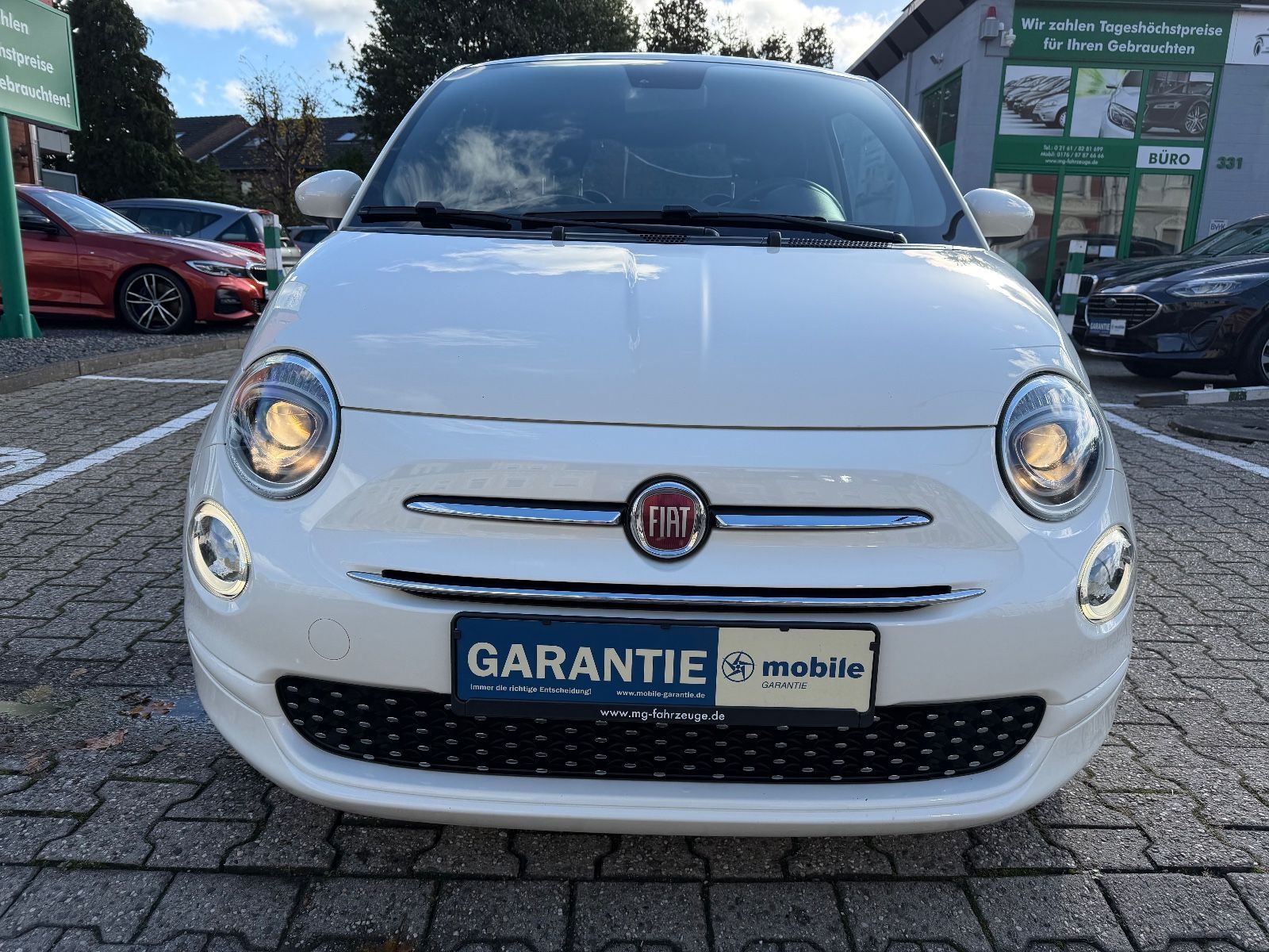 Fahrzeugabbildung Fiat 500 Lounge 1-HAND TEMPOMAT NAVI PDC