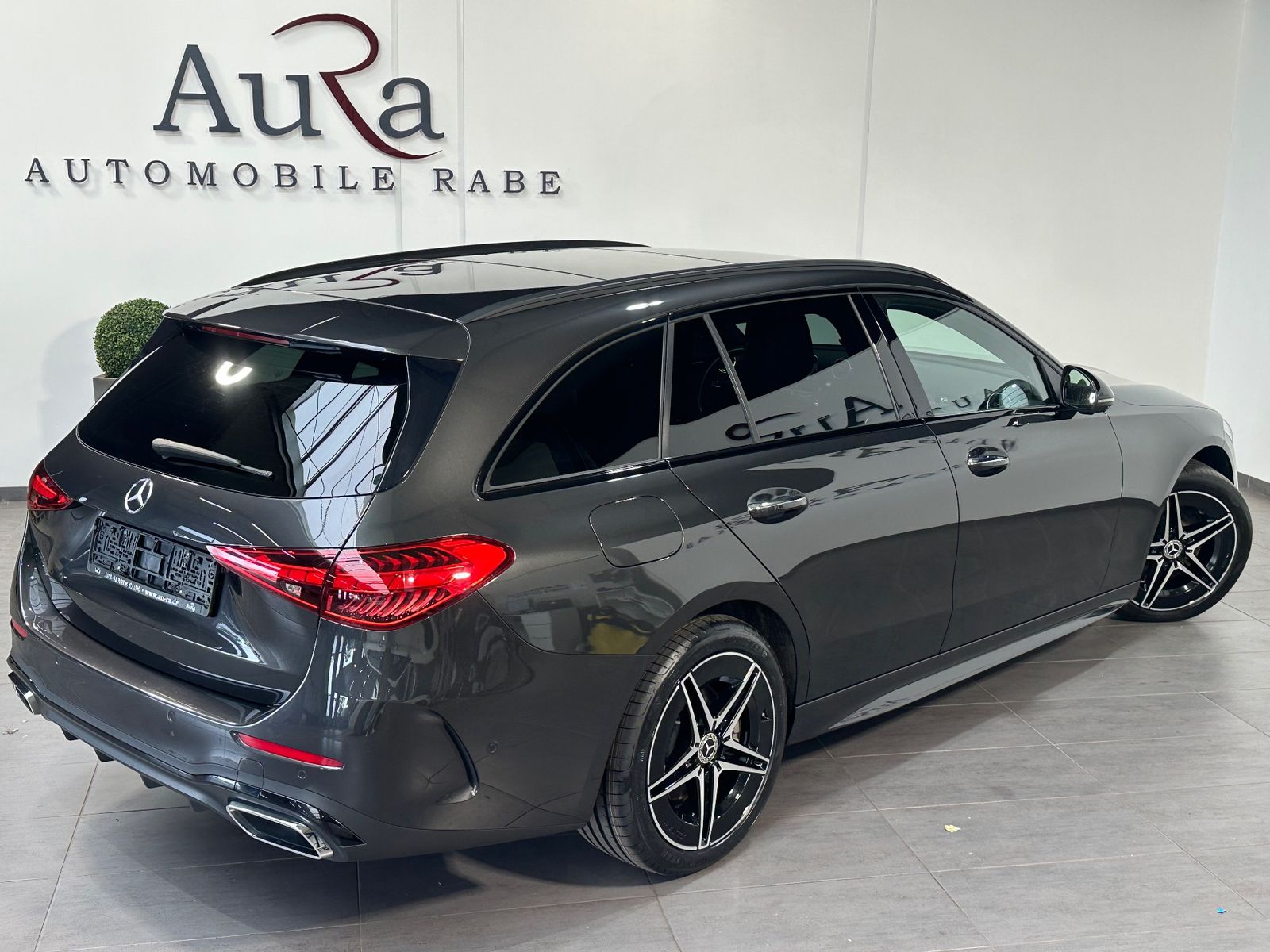 Fahrzeugabbildung Mercedes-Benz C 220d T AMG Line NAV+LED+ACC+KAMERA+PANO+STHZG
