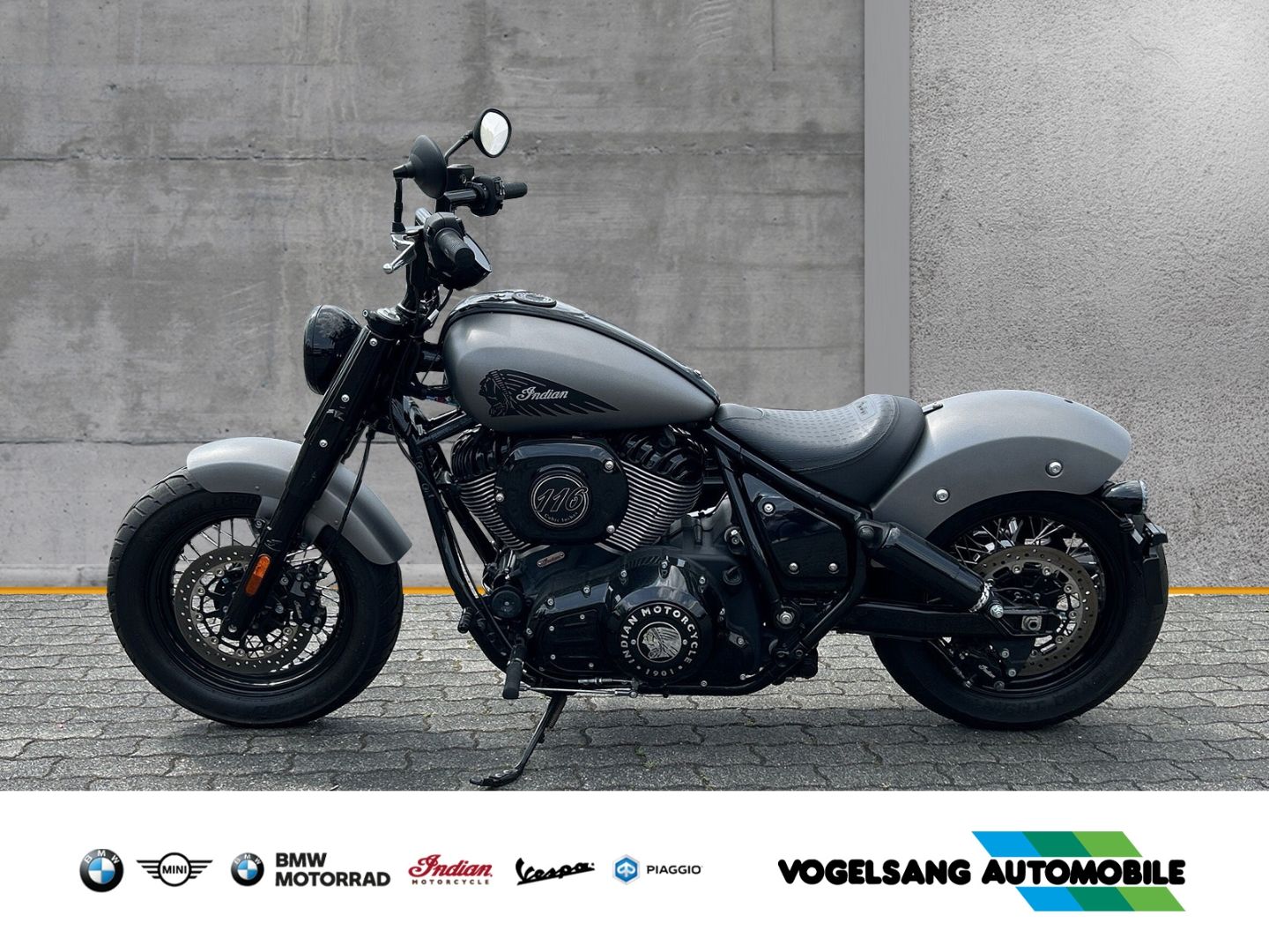 Fahrzeugabbildung Indian Chief Bobber Dark Horse, Blinkerumbau, Lenkerumb