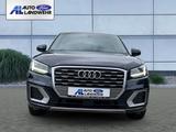 Audi Q2 quattro sport El. Panodach Navi Leder Digital - blaue Audi Q2