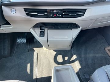 Volkswagen T7 Multivan - 8