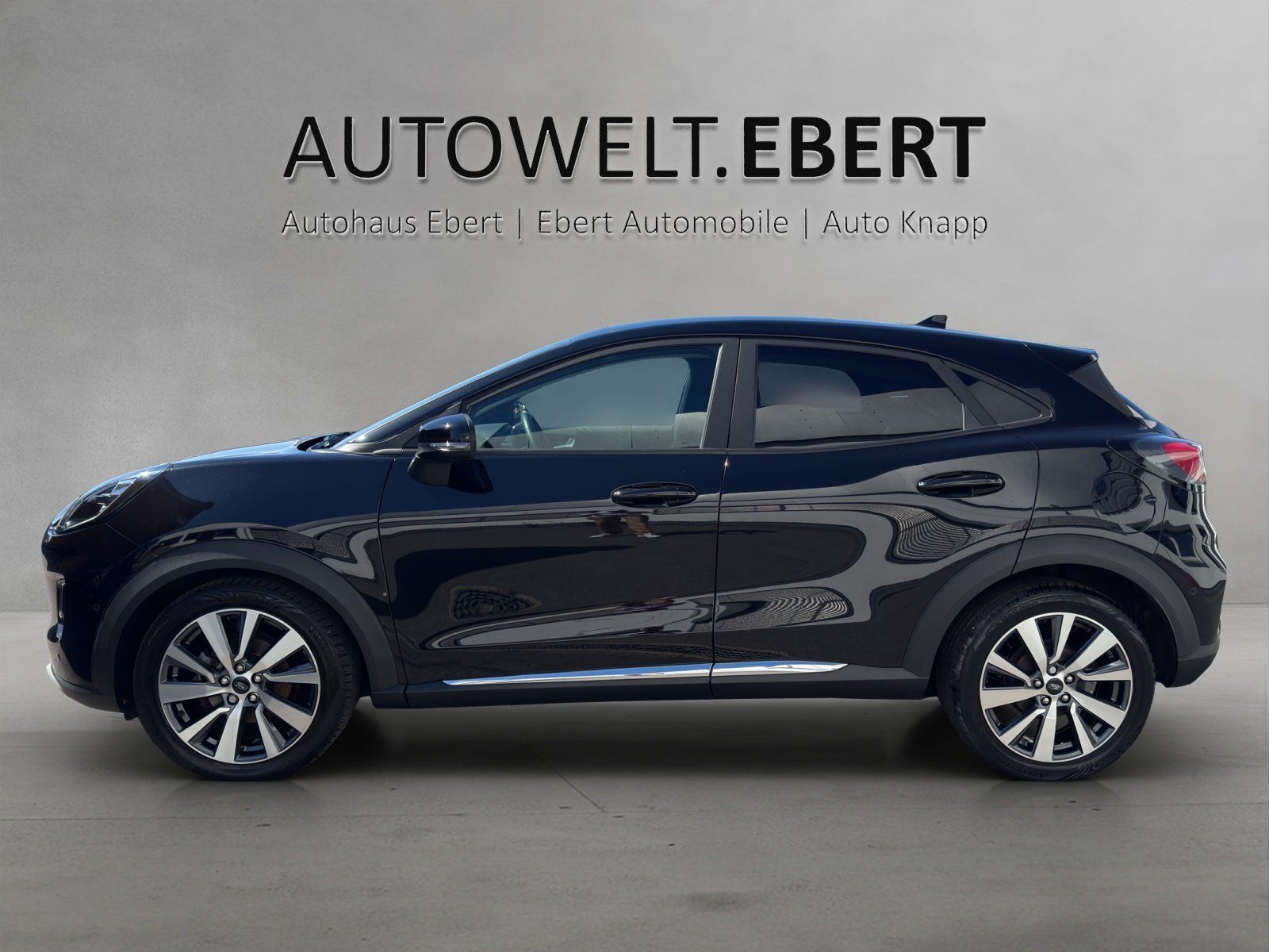 Fahrzeugabbildung Ford Puma 1.0 Titanium X ACC/KAMERA/NAVI/PANO/SHZ/LHZ
