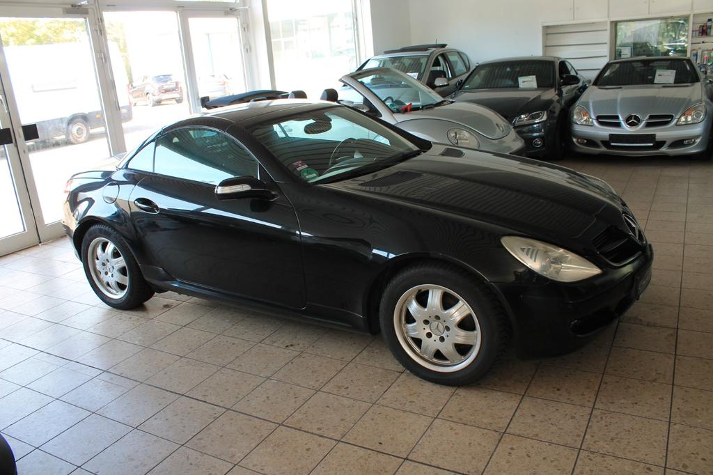 Mercedes-Benz SLK 280