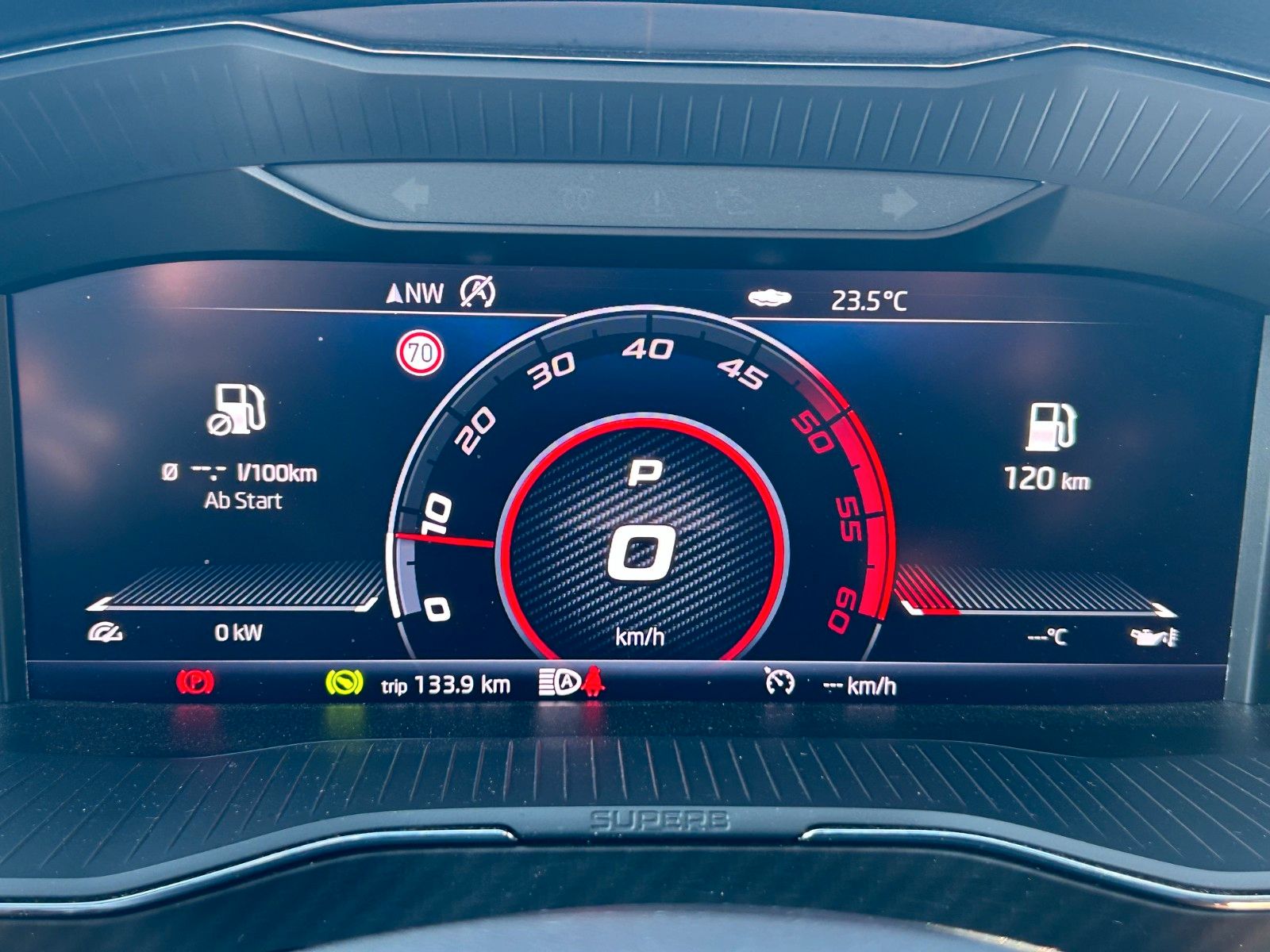 Skoda Superb Combi 2.0TDI Sportline Standheiz Matrix foto 21