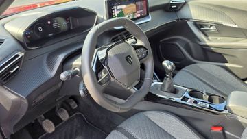 Peugeot 2008 - 11