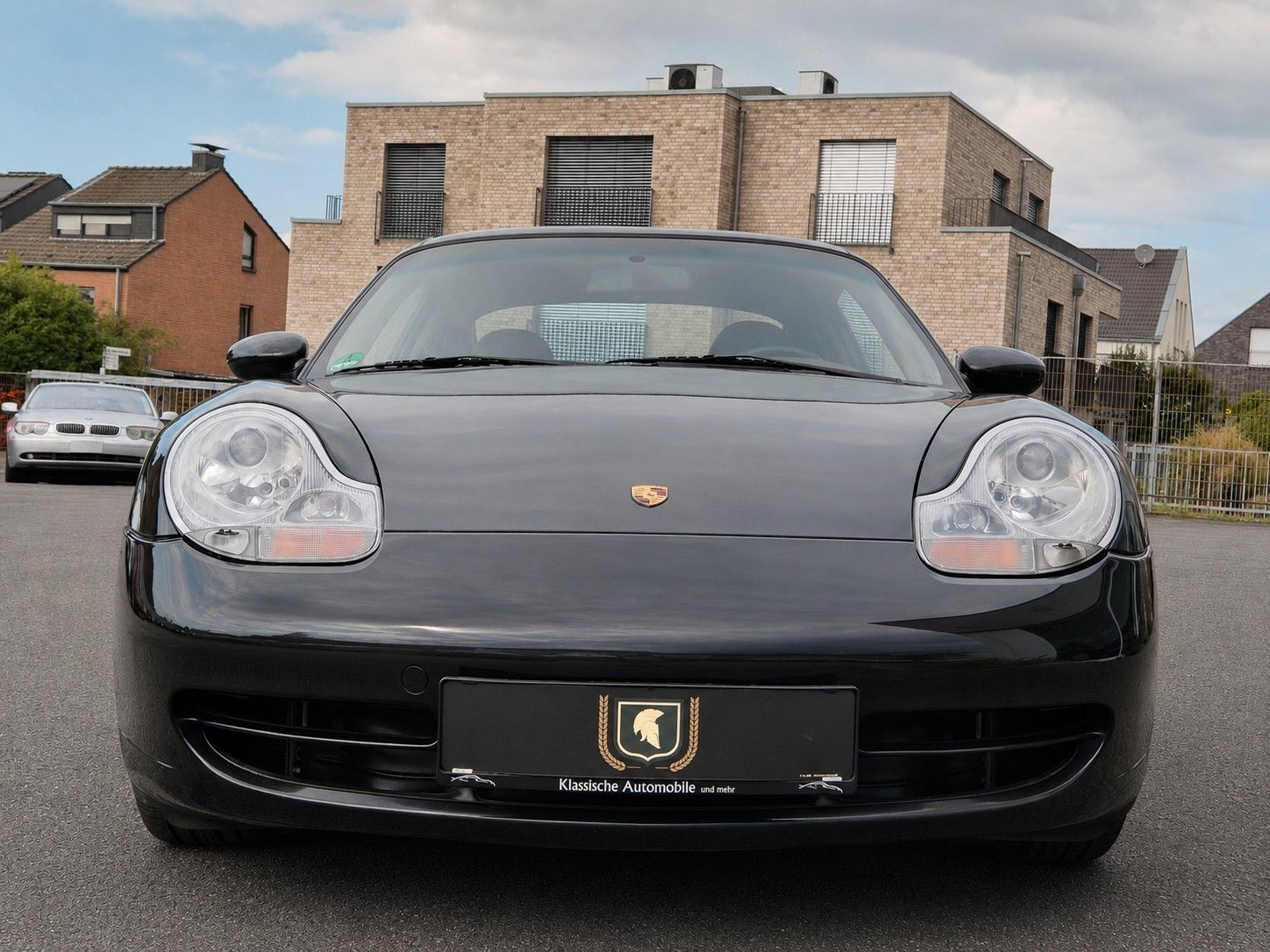 Fahrzeugabbildung Porsche 996 Carrera 4 /Nr. 358 von 911 Millennium/BRD/1A
