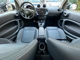 Smart fortwo 66kW DCT BRABUS*LEDER*NAVI*SHZ*KAM* - Smart Gebrauchtwagen von 2019