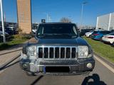 Jeep Commander 3.0 CRD 7 Sitzer - Jeep Commander aus 2008