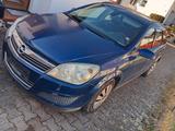 Opel Astra Carav. 1.7CDTI 81kW  1.Hd.,Klimaautom.Temp - Opel Astra aus 2009 mit Diesel-Antrieb: Kombi, 1.7